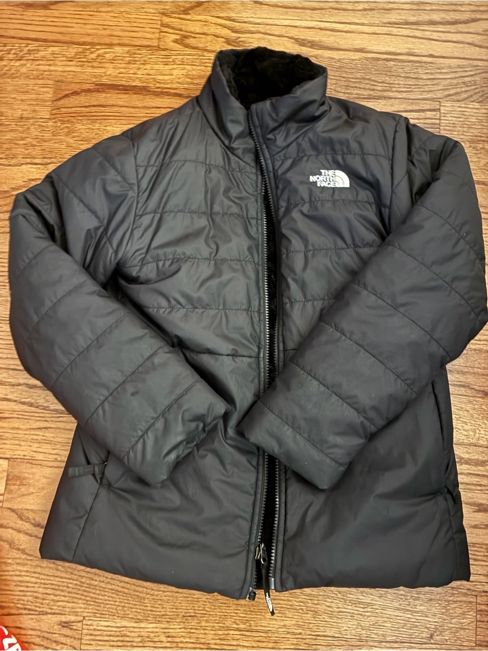 The North Face Women’s Black Quilted Puffer Jacket REVERSIBLE